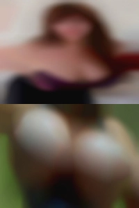 Holyoke nude women showing their nude pussy girls.